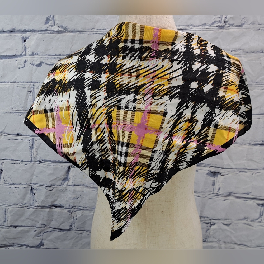 NWT Burberry Women's Scarf Scribble Printed Vintage Check 100% Silk - Picture 7 of 14